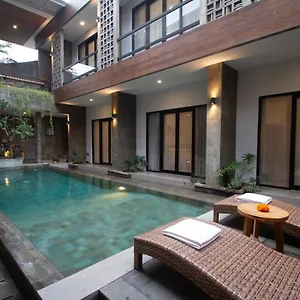 https://dhome-seminyak.hotelsseminyak.net